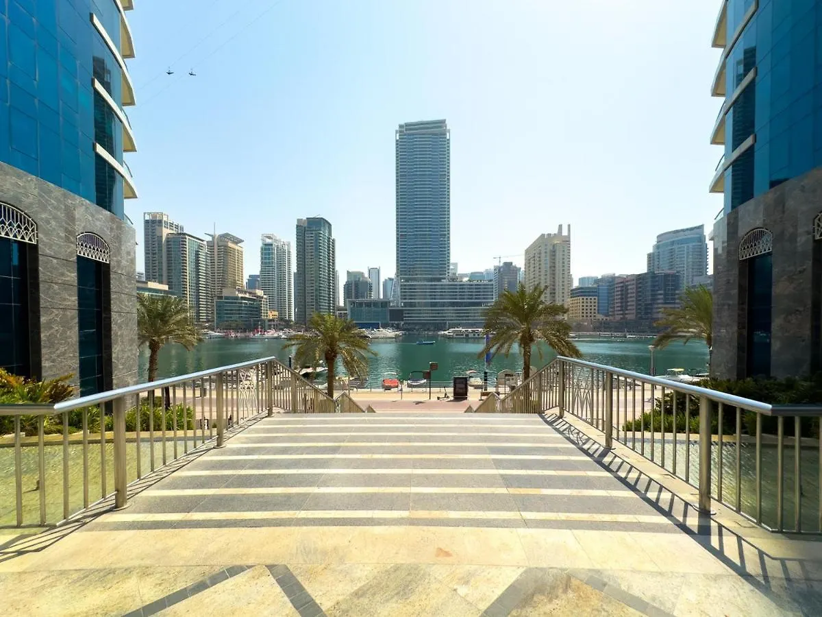 Boutique Apartment Sea Views - Dubai Marina 0*,
